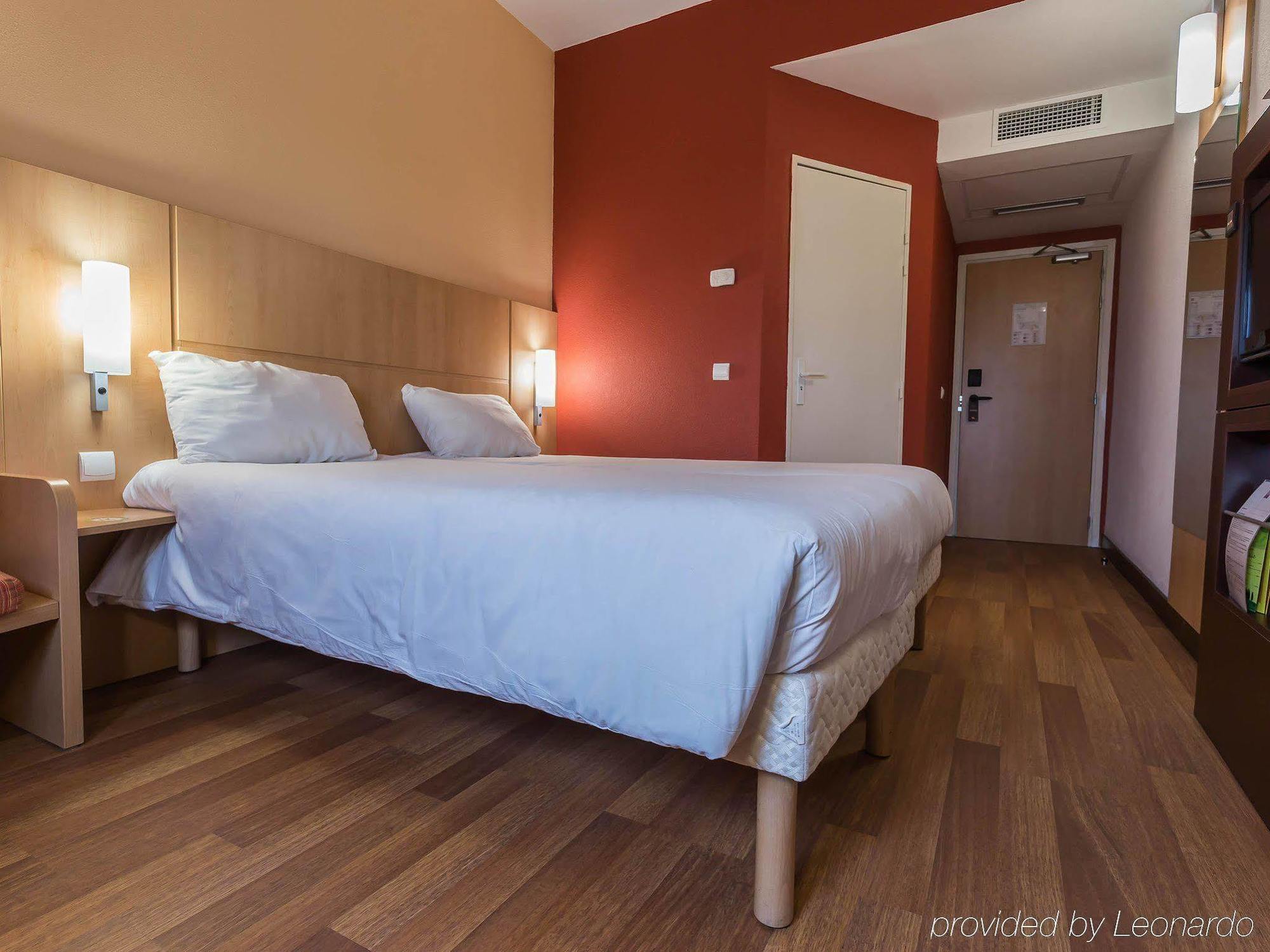 Ibis Oran Les Falaises ภายนอก รูปภาพ